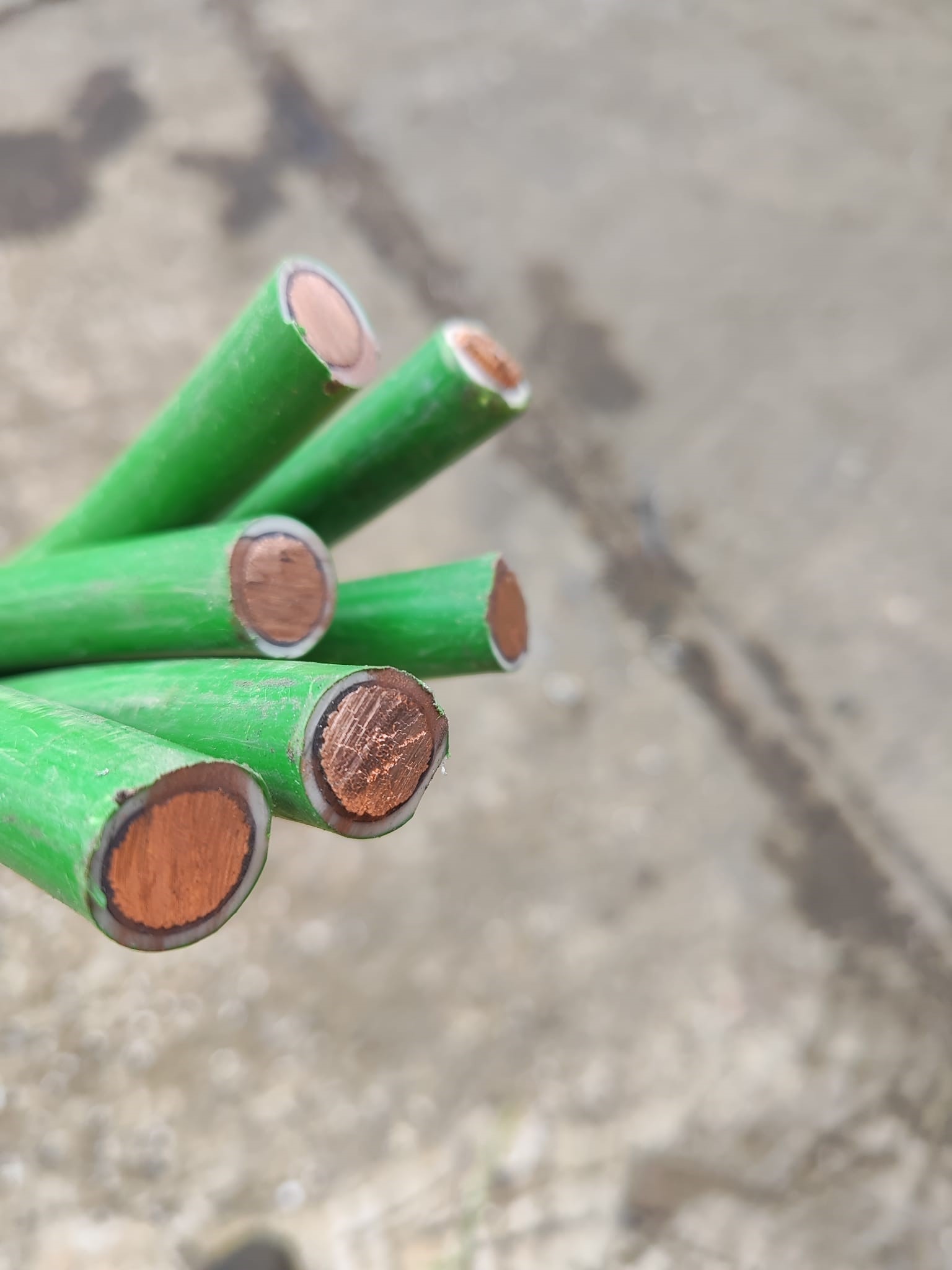 Cable unipolar